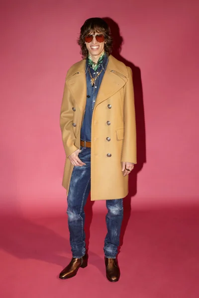 Look 17